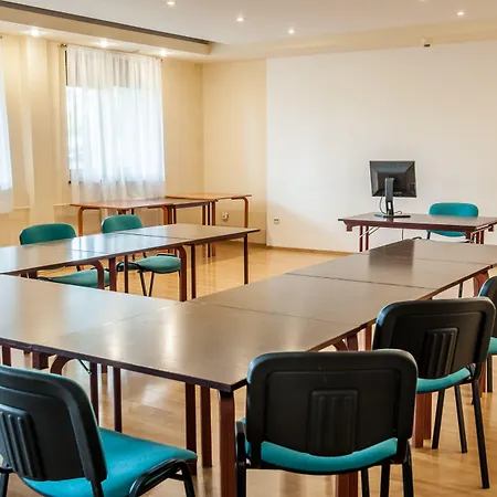 Parkhotel Economic 3* Modlnica