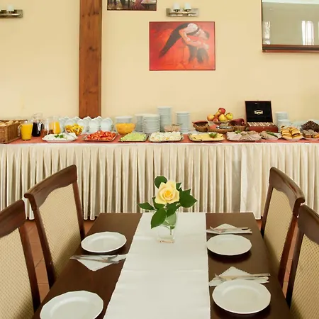 Parkhotel Economic Wielka Wies (Krakow)