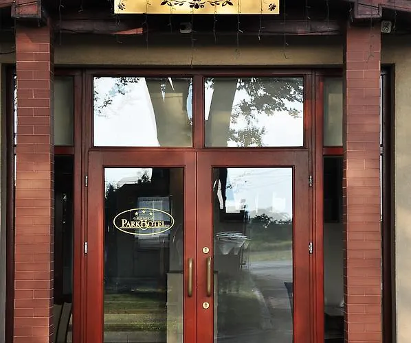 Parkhotel Economic Hotel 3*