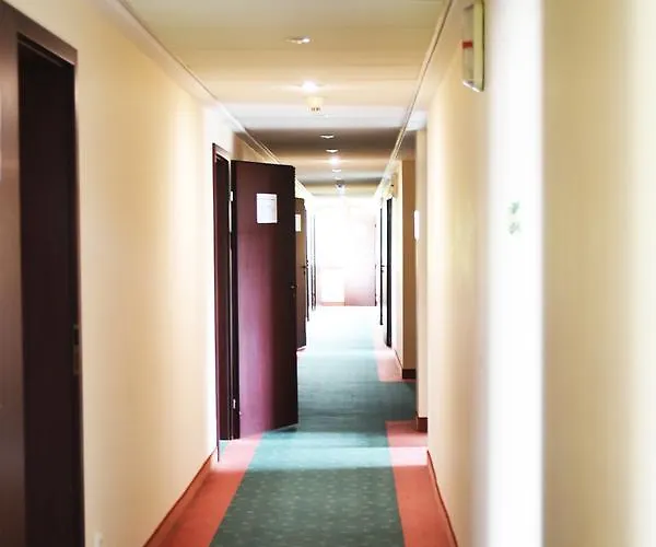 Parkhotel Economic Hotel 3*