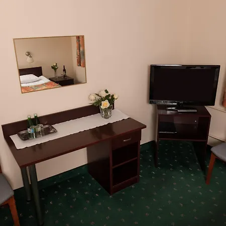 Parkhotel Economic Hotel Wielka Wies (Krakow)
